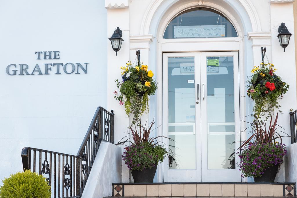 The Grafton Guest House Лландидно Экстерьер фото